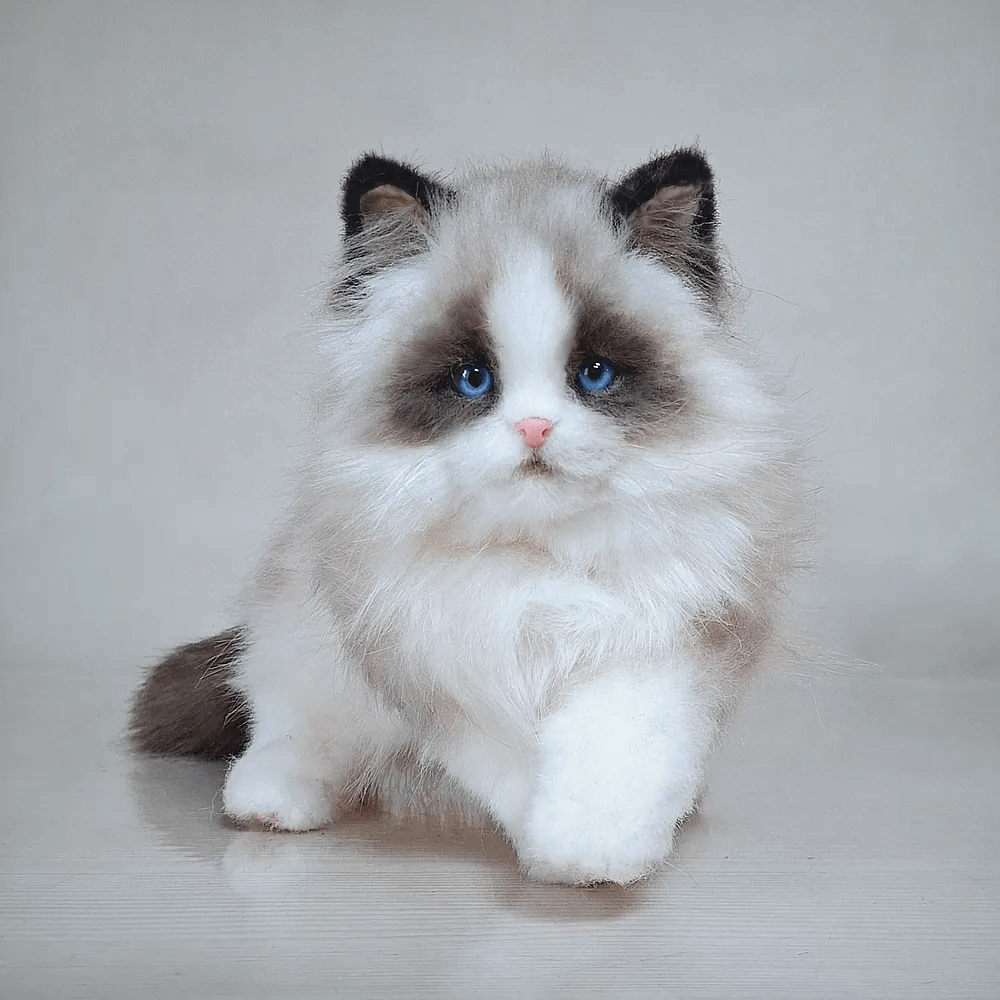 Lifelike Custom Felted Pet Figurine – Full-Body Memorial Keepsake
