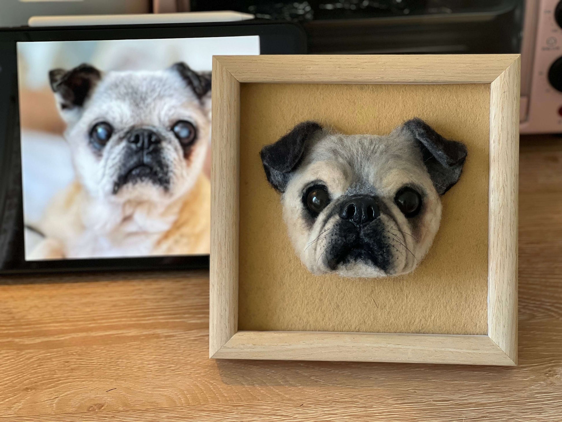 Custom Wool Felt Pet Portrait with Frame – 3D Shadow Box Memorial