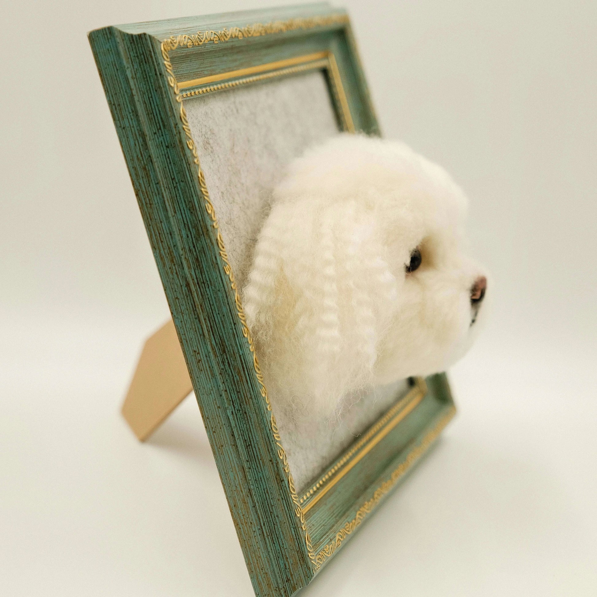 Custom Wool Felt Pet Portrait with Frame – 3D Shadow Box Memorial