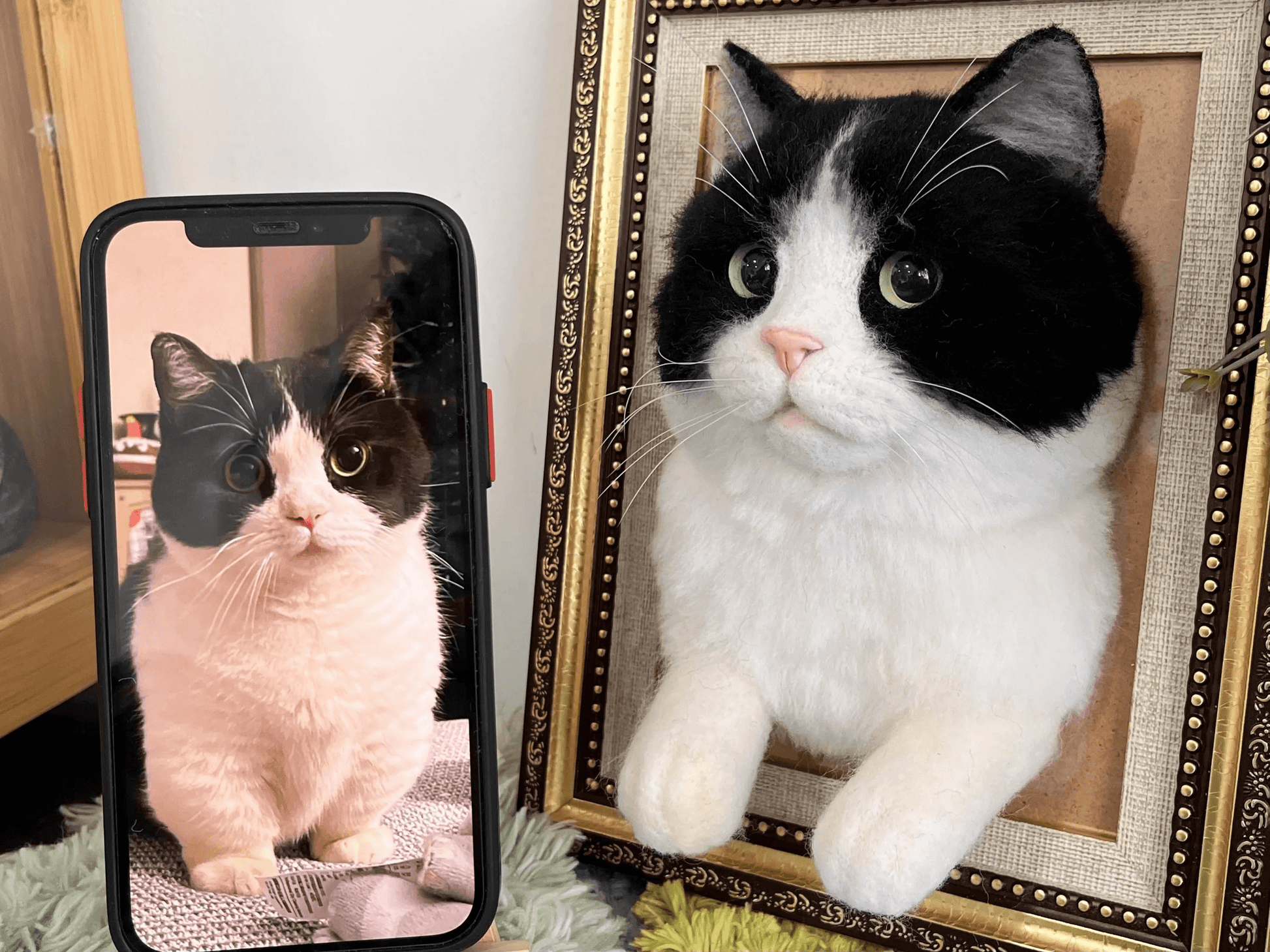 Custom Wool Felt Pet Portrait with Paws – Premium Framed 3D Sculpture